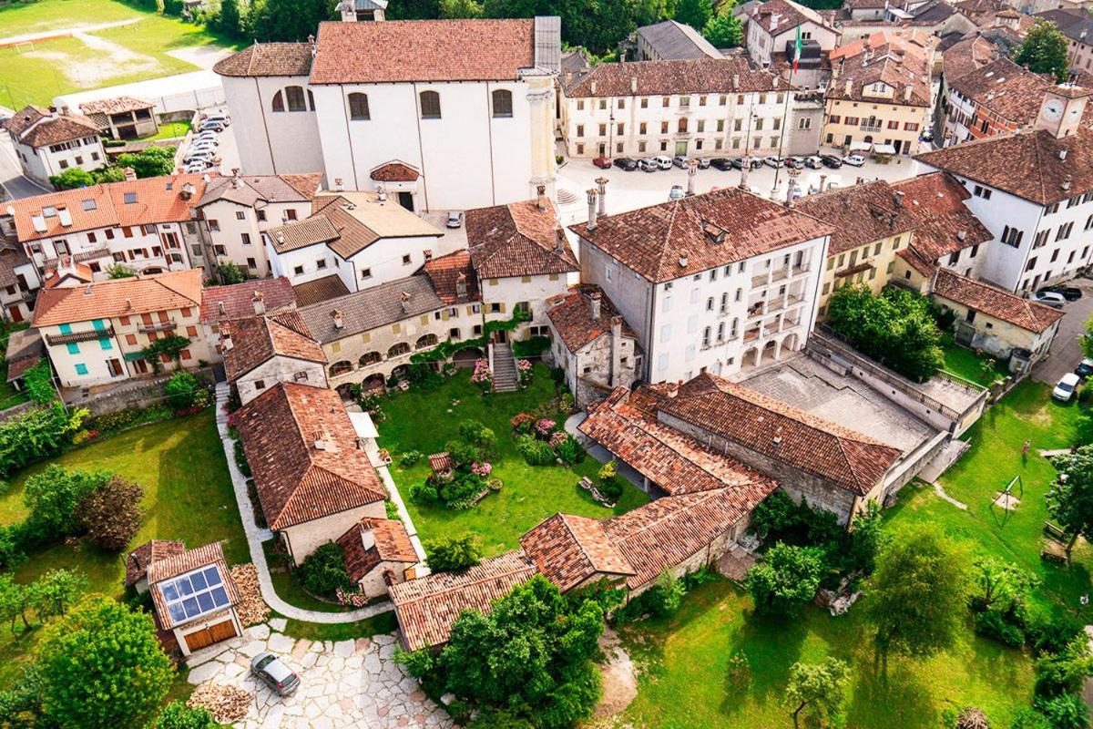 Francescon *
